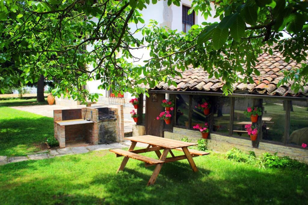 Casa Rural Mertxenea Landetxea Elcano Bagian luar foto