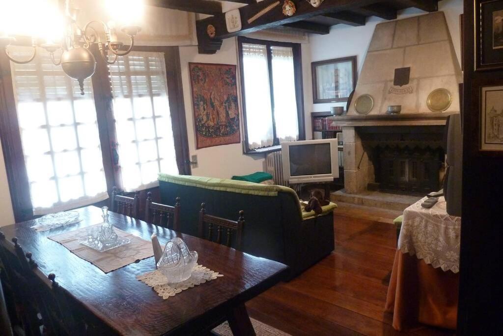 Casa Rural Mertxenea Landetxea Elcano Bagian luar foto